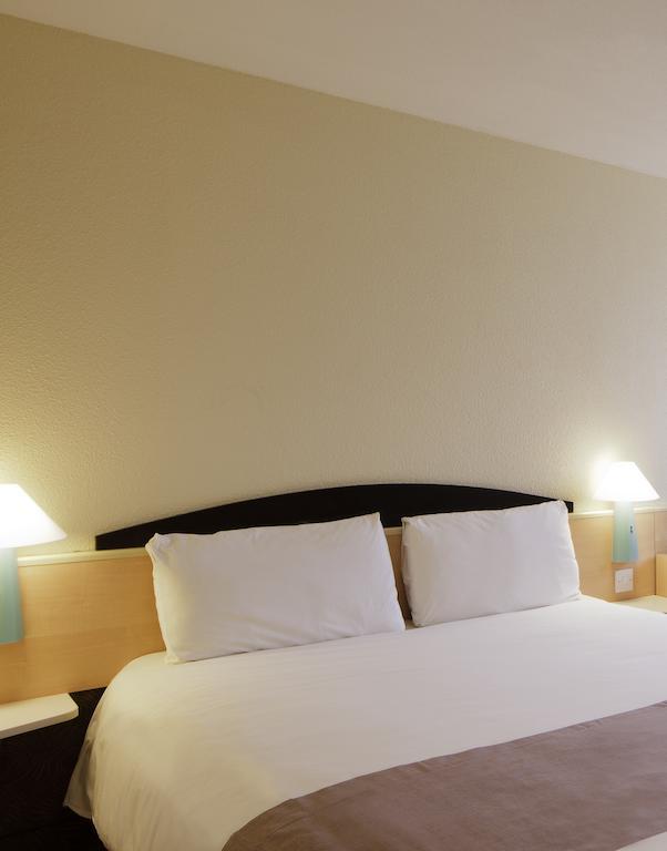 Ibis Brussels Airport 3*